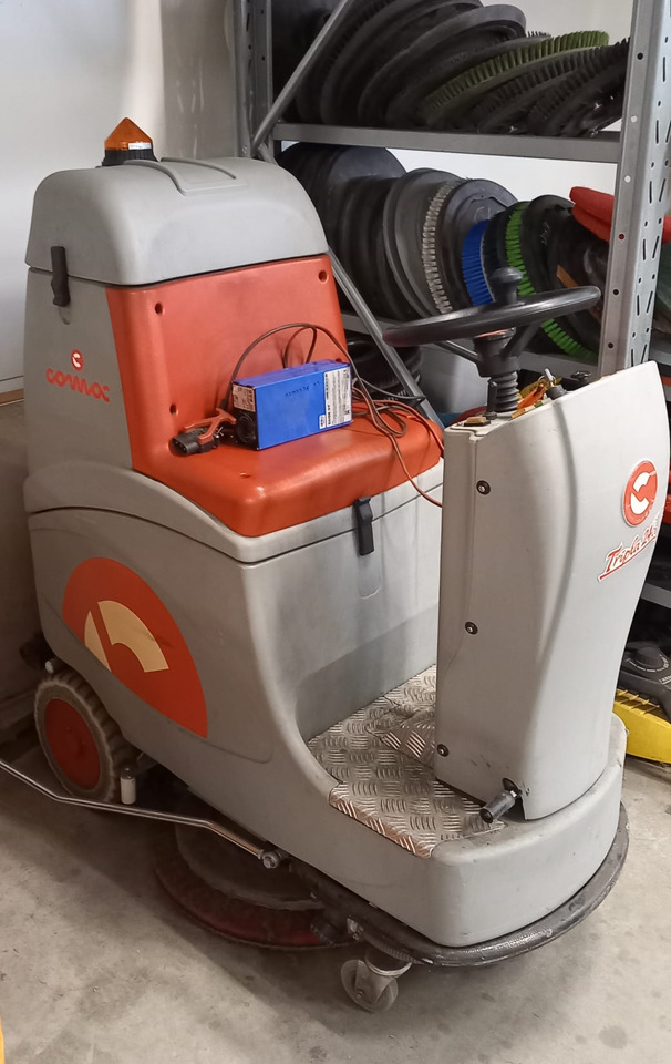 Comac TRIPLA 24B - Pengering penggosok: gambar 1 Comac TRIPLA 24B - Pengering penggosok: gambar 1