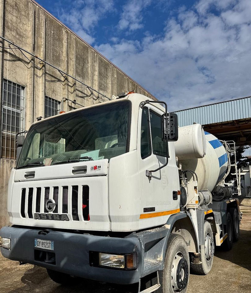 Betonpompa CIFA ASTRA HD84.38 - 2003 - Truk pompa beton: gambar 3 Betonpompa CIFA ASTRA HD84.38 - 2003 - Truk pompa beton: gambar 3