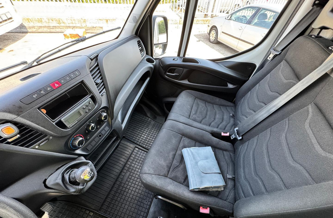 IVECO DAILY 35S15 - FRIGO FRC - PATENTE B - Van berpendingin: gambar 5 IVECO DAILY 35S15 - FRIGO FRC - PATENTE B - Van berpendingin: gambar 5