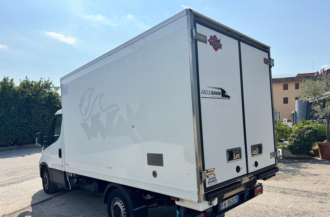 IVECO DAILY 35S15 - FRIGO FRC - PATENTE B - Van berpendingin: gambar 4 IVECO DAILY 35S15 - FRIGO FRC - PATENTE B - Van berpendingin: gambar 4