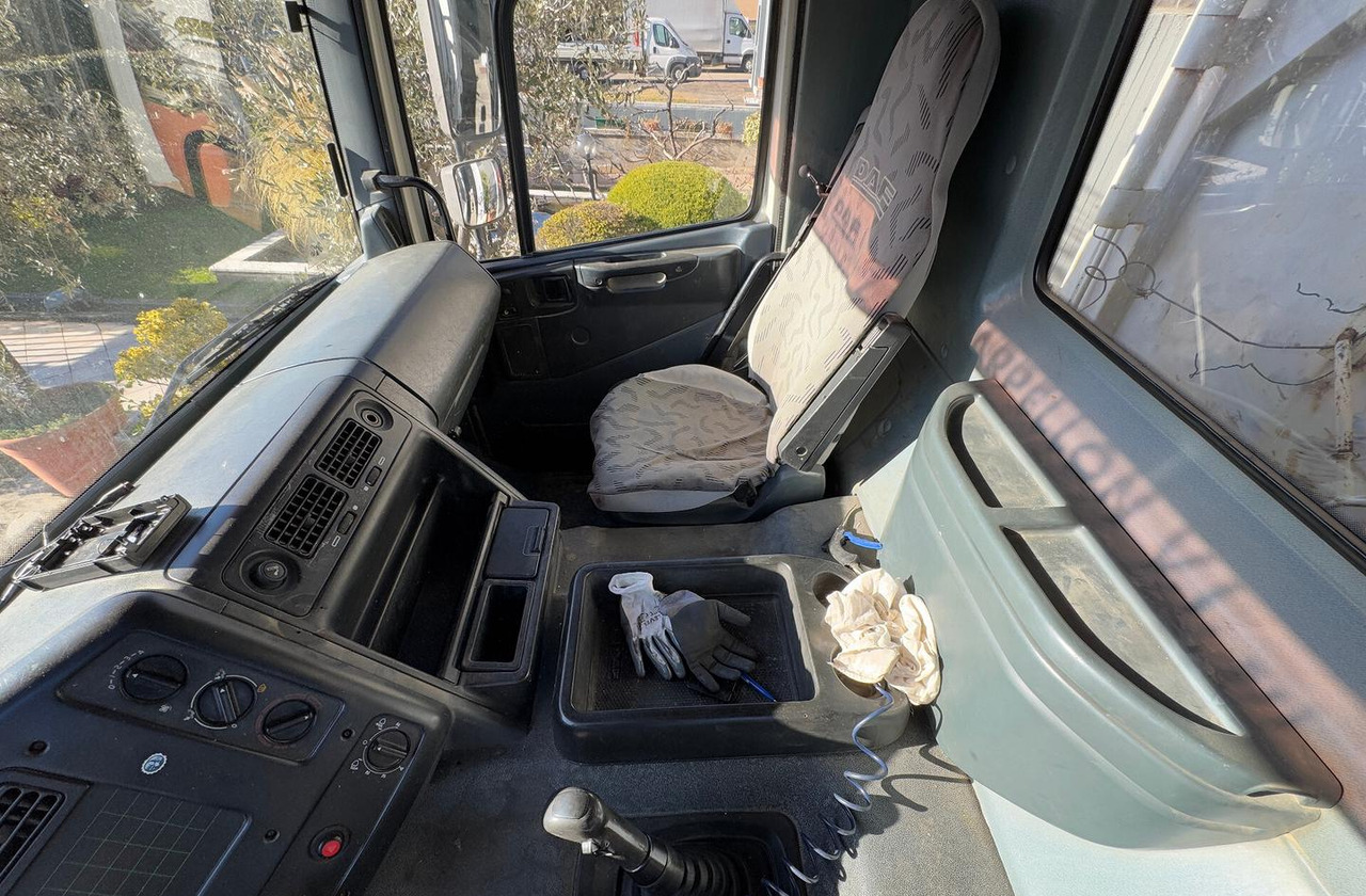 Ribaltabile DAF 85 CF 430 - anno 1999 - Truk jungkit: gambar 5 Ribaltabile DAF 85 CF 430 - anno 1999 - Truk jungkit: gambar 5