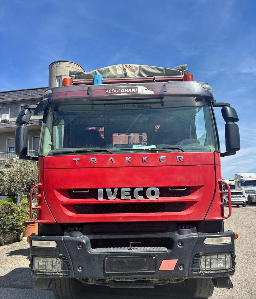 Ribaltabile Iveco Trakker 450 8X4 - Truk jungkit: gambar 3 Ribaltabile Iveco Trakker 450 8X4 - Truk jungkit: gambar 3