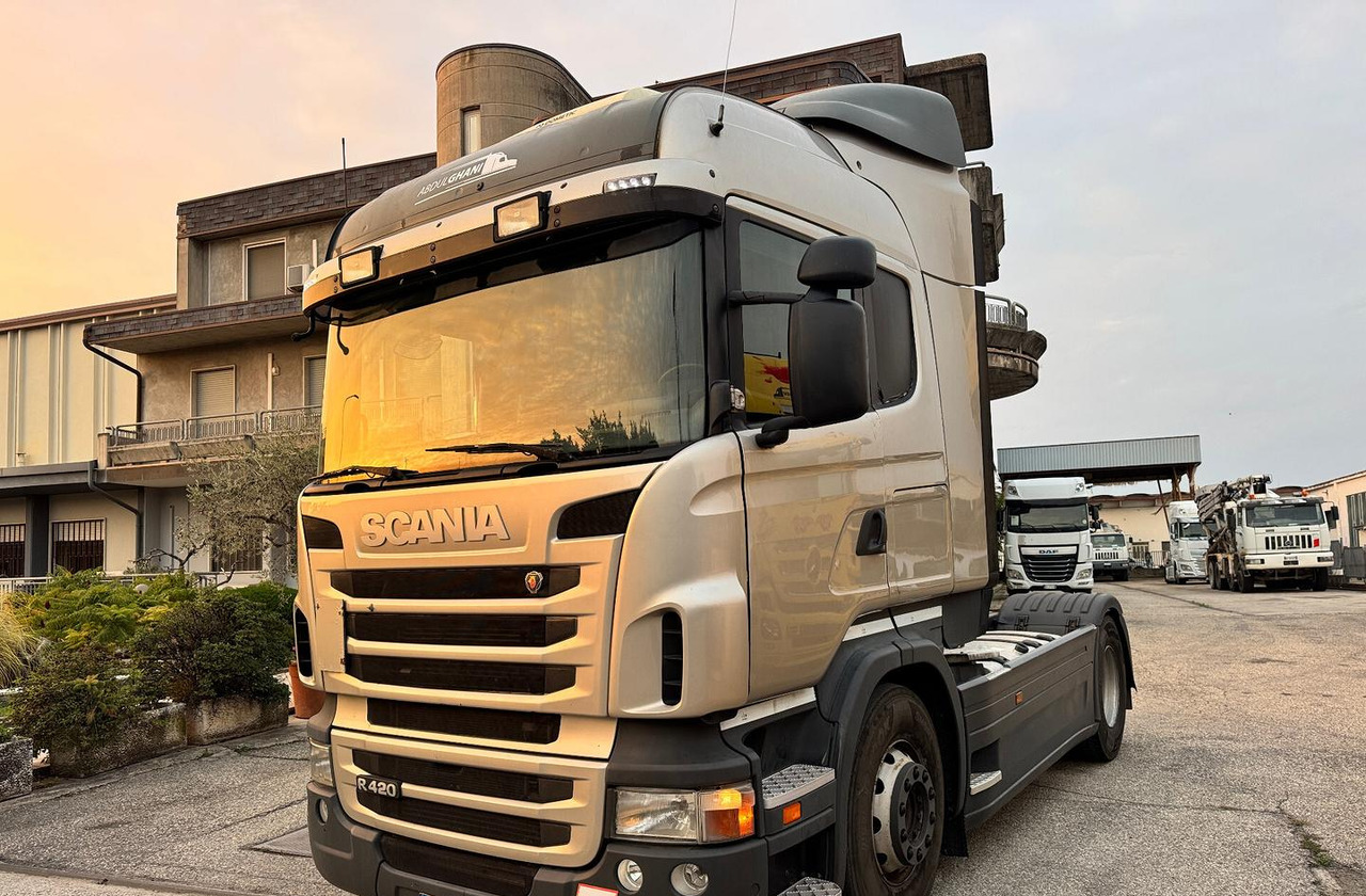 Trattore stradale Scania R420 - Euro 5 - 2011 - Tractor head: gambar 1 Trattore stradale Scania R420 - Euro 5 - 2011 - Tractor head: gambar 1