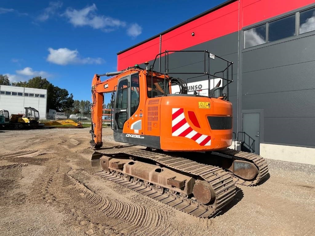 Doosan DX 235 LCR-5 - Ekskavator perayap: gambar 3 Doosan DX 235 LCR-5 - Ekskavator perayap: gambar 3