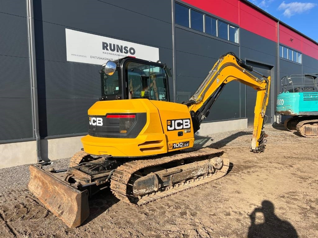 JCB 100C-2 - Ekskavator mini: gambar 5 JCB 100C-2 - Ekskavator mini: gambar 5