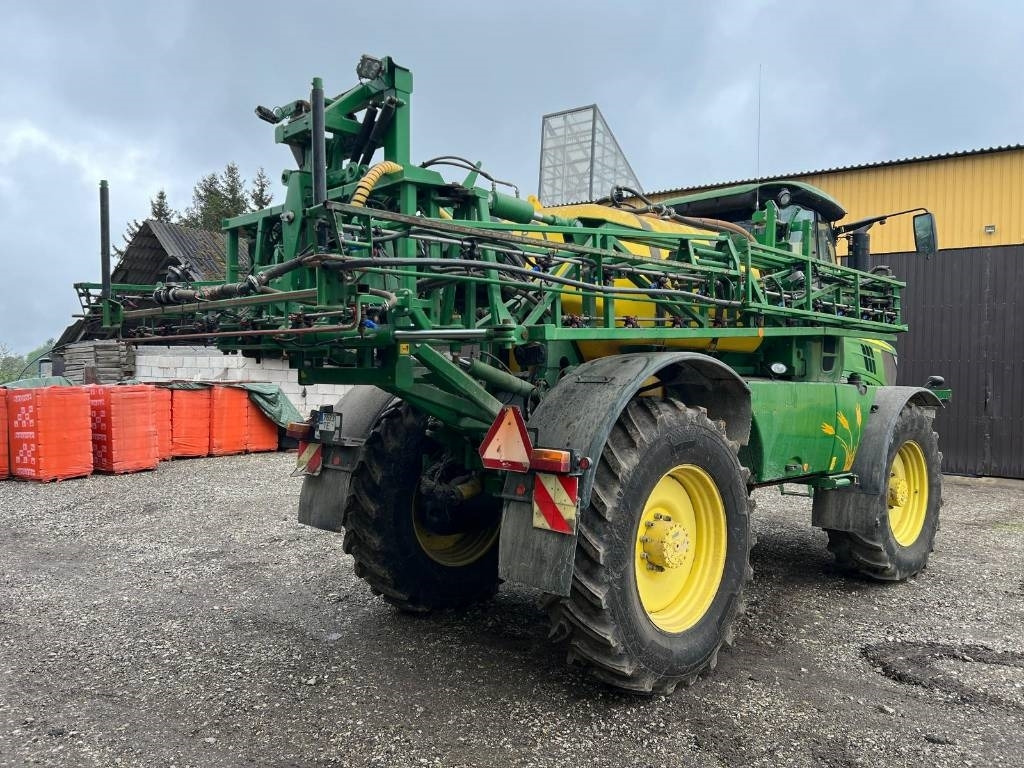 John Deere R4040i - Penyemprot self-propelled: gambar 3 John Deere R4040i - Penyemprot self-propelled: gambar 3