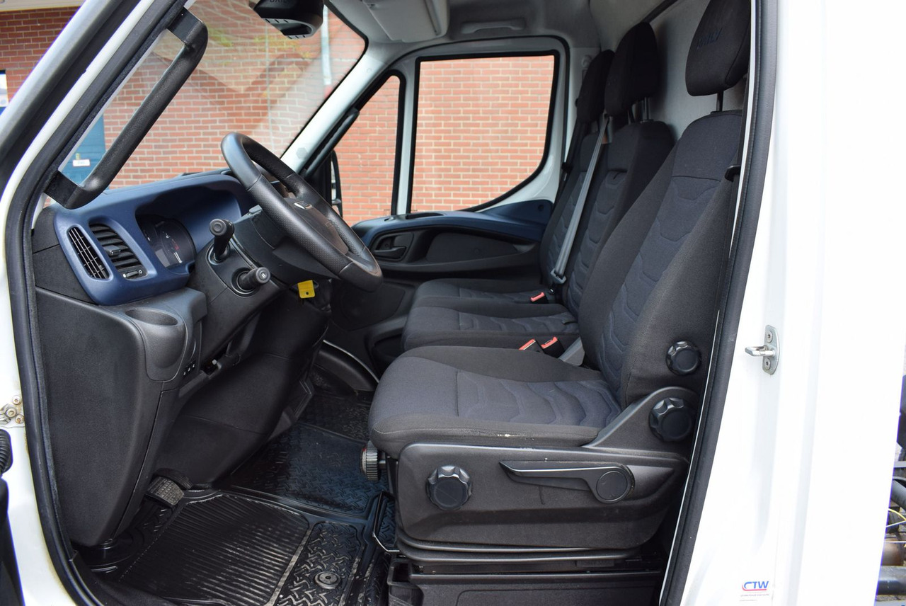 Truk sasis Iveco Daily 35 S21 3,0 Automatik Luftfederung Tempomat: gambar 16