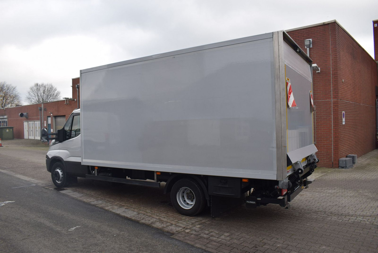 Iveco Daily 72 C18 Supra 850 Tiefkühler 3 Kammer LBW - Van berpendingin: gambar 4 Iveco Daily 72 C18 Supra 850 Tiefkühler 3 Kammer LBW - Van berpendingin: gambar 4