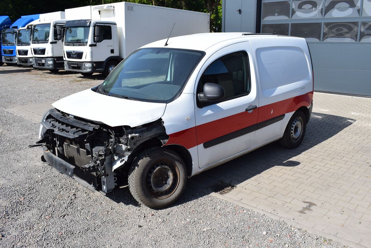 Mercedes-Benz Citan 109 CDI lang Klima AHK Regale UNFALL - Van kecil: gambar 4 Mercedes-Benz Citan 109 CDI lang Klima AHK Regale UNFALL - Van kecil: gambar 4