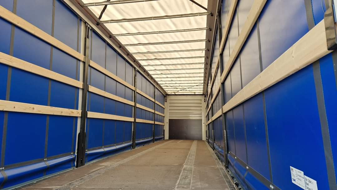 CIMC - Semi-trailer dengan terpal samping: gambar 5 CIMC - Semi-trailer dengan terpal samping: gambar 5