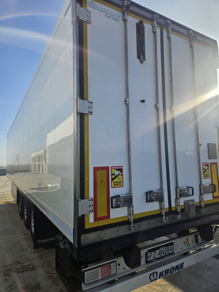 Semi-trailer berpendingin KRONE SD  Carrier Vector 1550: gambar 7