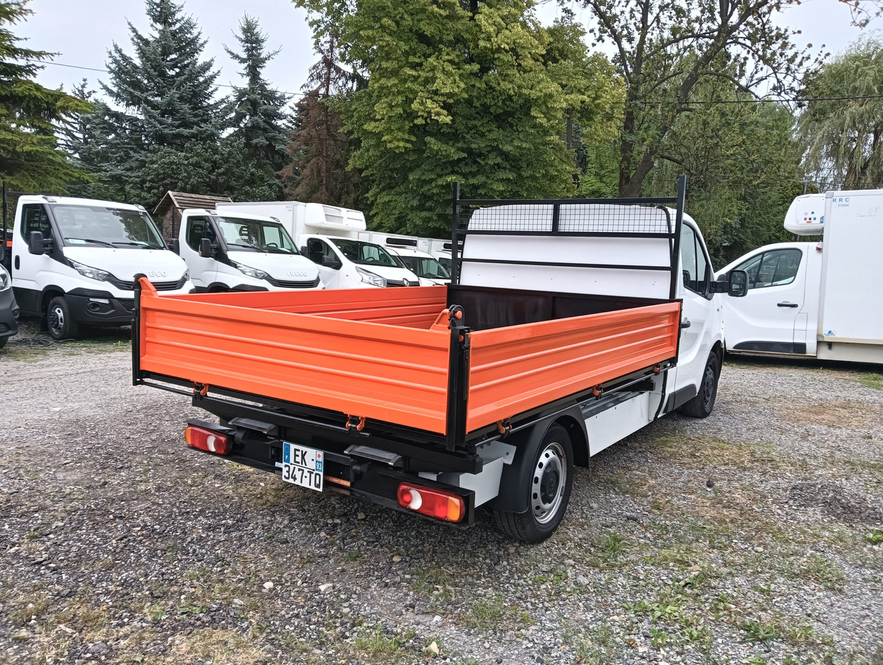 RENAULT TRAFIC WYWROTKA KIPER Z NAJAZDAMI NR 840 - Van jungkit: gambar 3 RENAULT TRAFIC WYWROTKA KIPER Z NAJAZDAMI NR 840 - Van jungkit: gambar 3