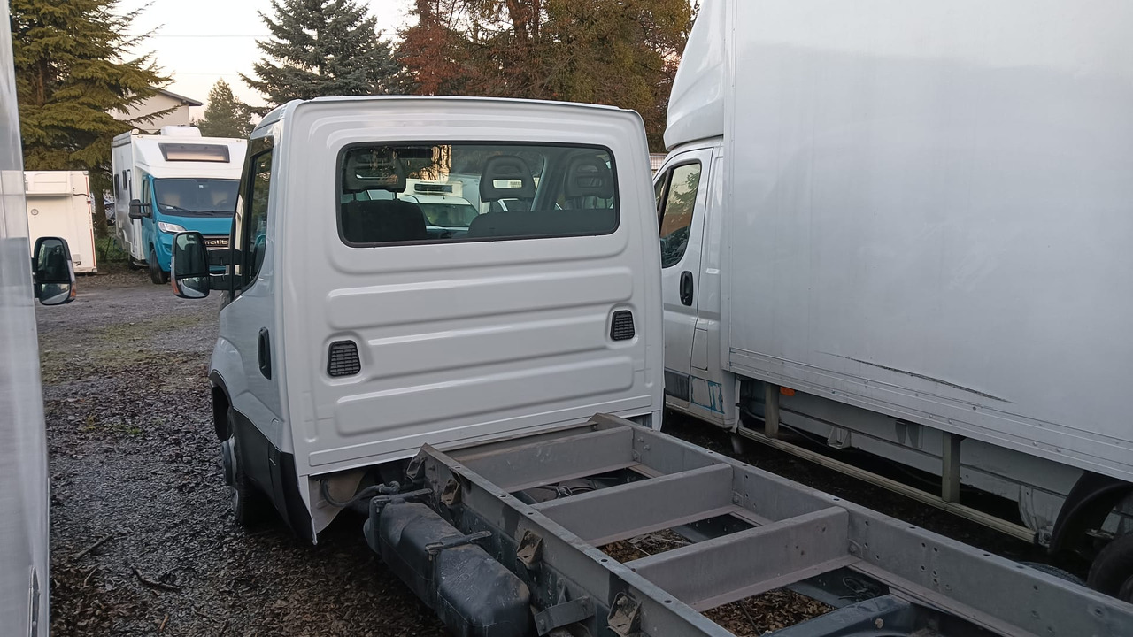 IVECO DAILY 35C13 RAMA DO ZABUDOWY NR 883 - Van pengiriman: gambar 4 IVECO DAILY 35C13 RAMA DO ZABUDOWY NR 883 - Van pengiriman: gambar 4