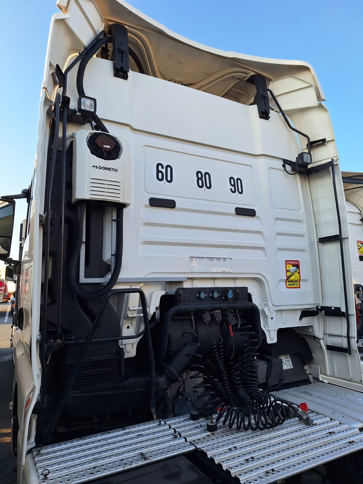 MAN TGX 18.460 - Tractor head: gambar 5 MAN TGX 18.460 - Tractor head: gambar 5