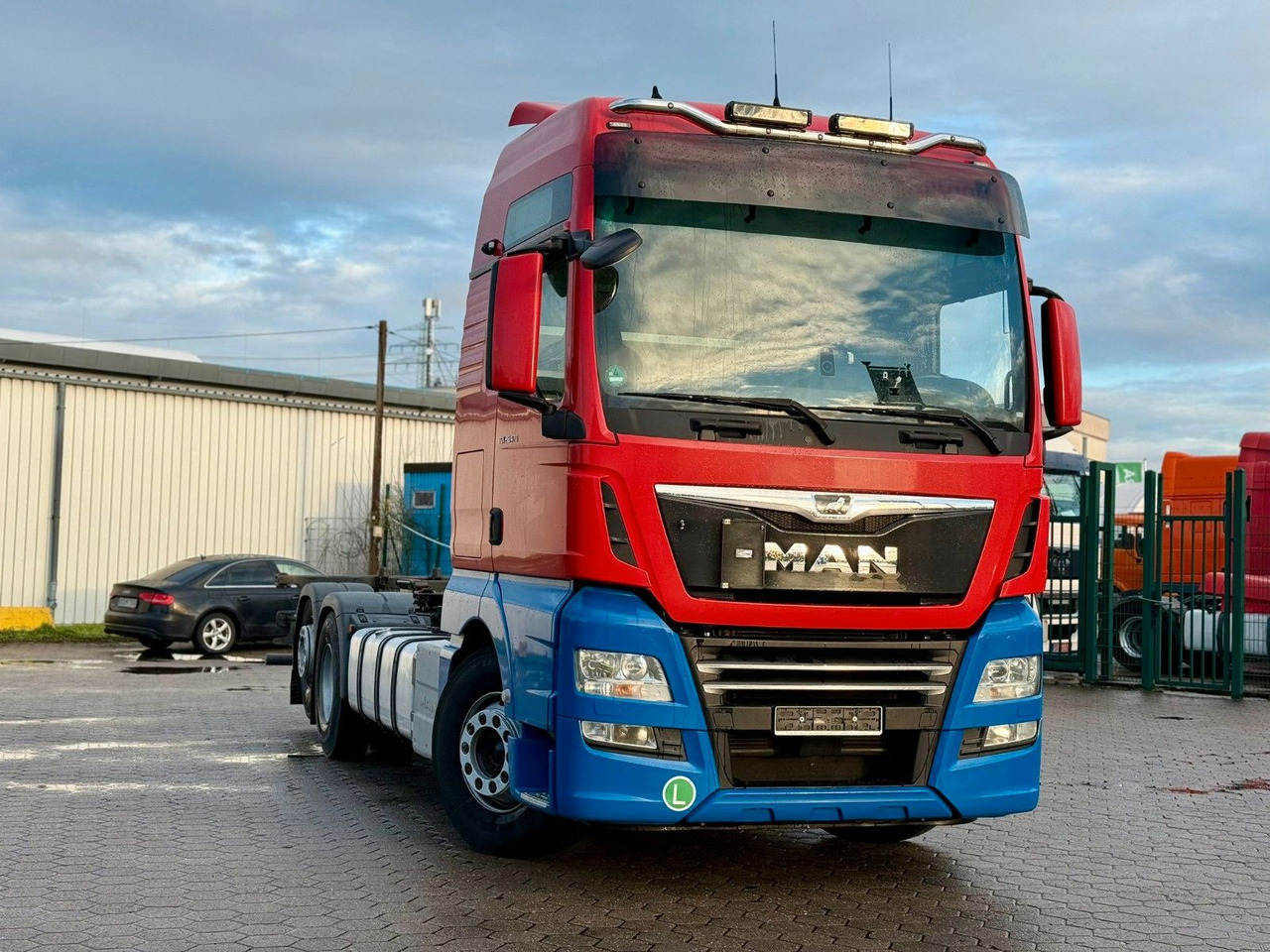 MAN TGX 26.470 XXL 6x2 BDF+Retarter +Standklima - Pengangkut kontainer/ Container truck: gambar 4 MAN TGX 26.470 XXL 6x2 BDF+Retarter +Standklima - Pengangkut kontainer/ Container truck: gambar 4