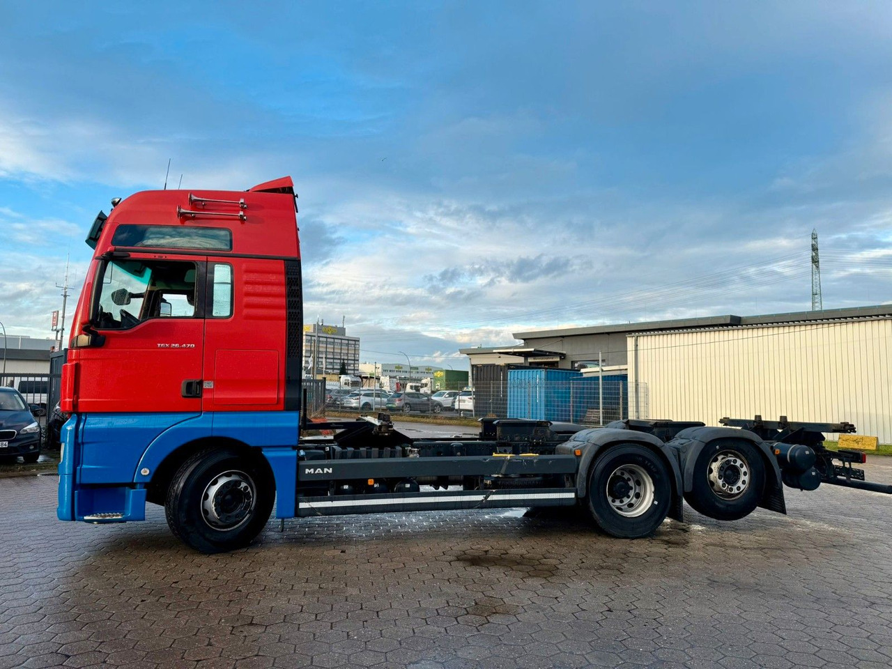 MAN TGX 26.470 XXL 6x2 BDF+Retarter +Standklima - Pengangkut kontainer/ Container truck: gambar 3 MAN TGX 26.470 XXL 6x2 BDF+Retarter +Standklima - Pengangkut kontainer/ Container truck: gambar 3