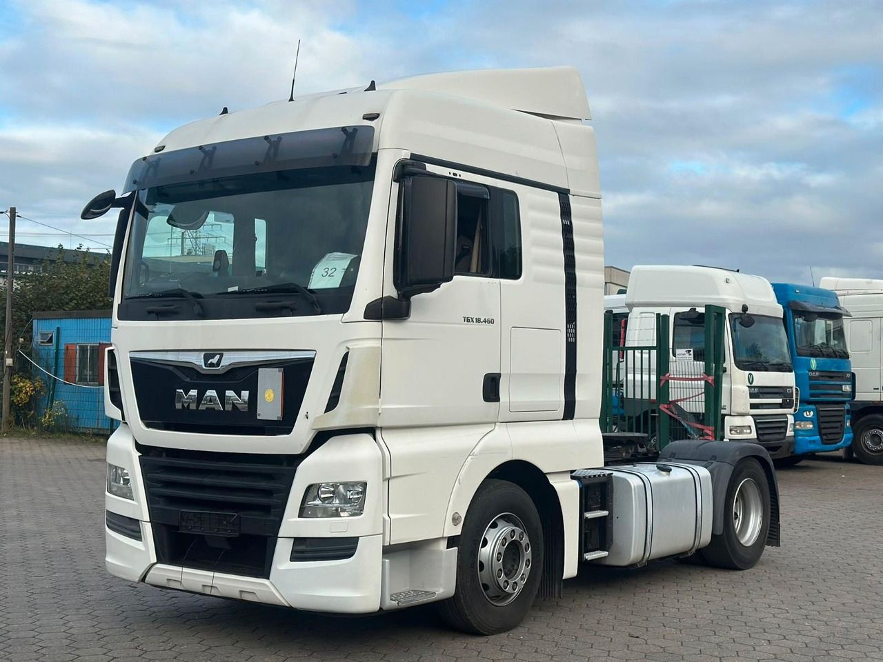 MAN TGX 18 460 XLX Retarterr+ - Tractor head: gambar 1 MAN TGX 18 460 XLX Retarterr+ - Tractor head: gambar 1