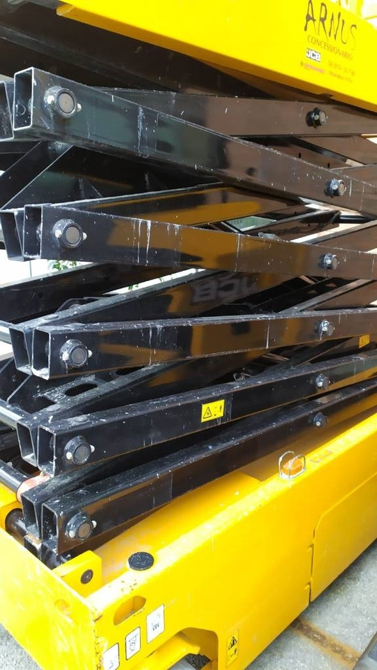 JCB S4550E - Scissor lifts: gambar 4 JCB S4550E - Scissor lifts: gambar 4