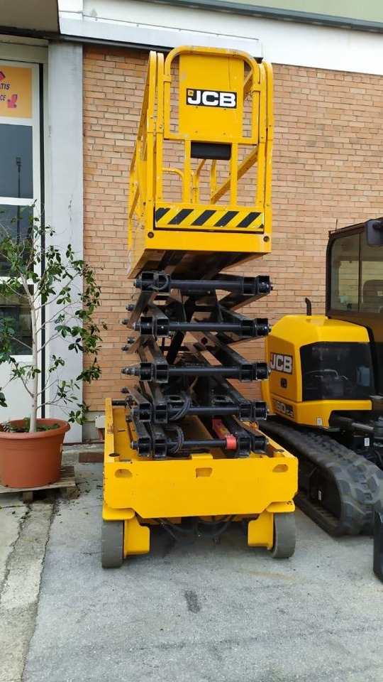 JCB S4550E - Scissor lifts: gambar 2 JCB S4550E - Scissor lifts: gambar 2