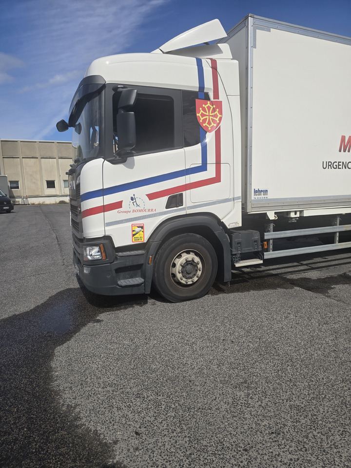 SCANIA R 450 - Pengangkut kontainer/ Container truck: gambar 5 SCANIA R 450 - Pengangkut kontainer/ Container truck: gambar 5