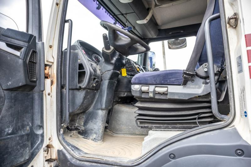 Truk pengaduk beton MAN TGA 32.400BB+LIEBHERR+BAND/TAPIS/THEAM16M: gambar 7