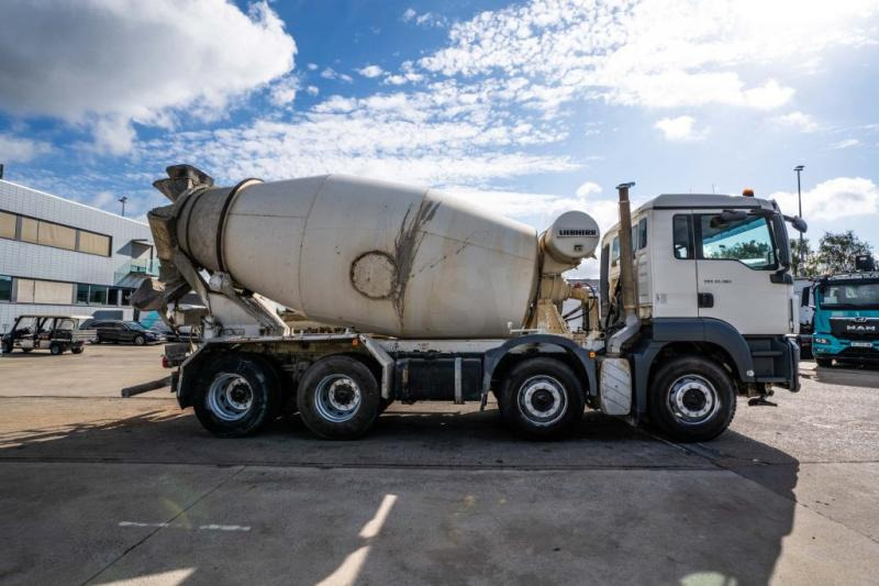 MAN TGS 32.360 BB+LIEBHERR 9m3 - Truk pengaduk beton: gambar 3 MAN TGS 32.360 BB+LIEBHERR 9m3 - Truk pengaduk beton: gambar 3
