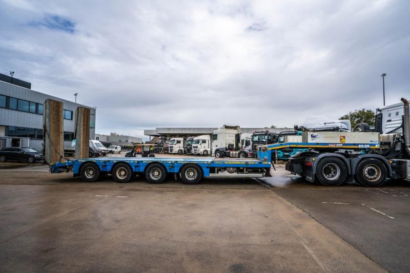 MAX TRAILER MAX TRAILER 110-F-S44+3XSTEERING/DIR. - Semi-trailer low bed: gambar 3 MAX TRAILER MAX TRAILER 110-F-S44+3XSTEERING/DIR. - Semi-trailer low bed: gambar 3