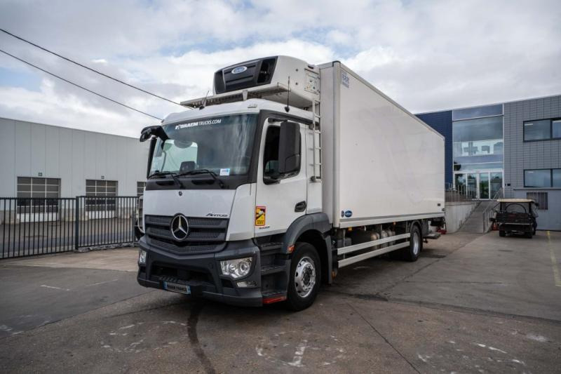 Mercedes ANTOS 1833 L +CARRIER SUPRA MULTI 1250Mt+DHOLLANDIA 2.5T. - Truk berpendingin: gambar 1 Mercedes ANTOS 1833 L +CARRIER SUPRA MULTI 1250Mt+DHOLLANDIA 2.5T. - Truk berpendingin: gambar 1