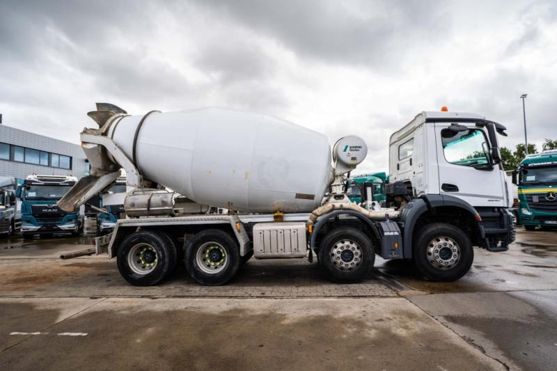 Mercedes AROCS 3240 BB +STETTER 9m3 - Truk pengaduk beton: gambar 3 Mercedes AROCS 3240 BB +STETTER 9m3 - Truk pengaduk beton: gambar 3