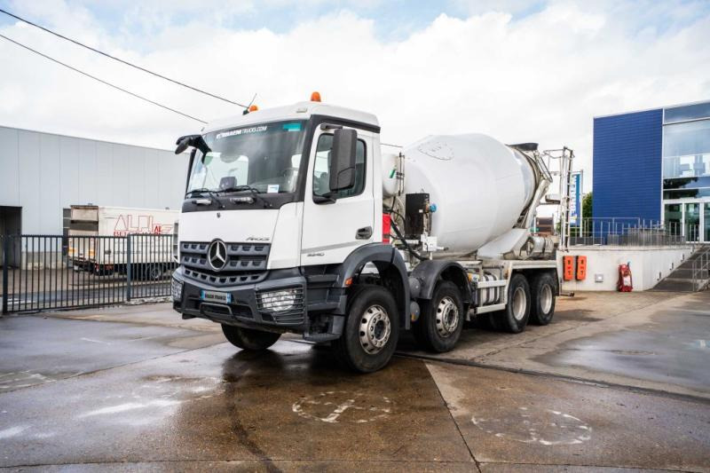 Mercedes AROCS 3240 BB +STETTER 9m3 - Truk pengaduk beton: gambar 1 Mercedes AROCS 3240 BB +STETTER 9m3 - Truk pengaduk beton: gambar 1