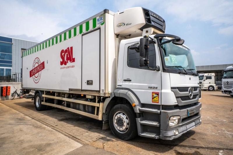 Mercedes AXOR 1824 +CARRIER SUPRA 950 Mt + HAYON - Truk berpendingin: gambar 2 Mercedes AXOR 1824 +CARRIER SUPRA 950 Mt + HAYON - Truk berpendingin: gambar 2