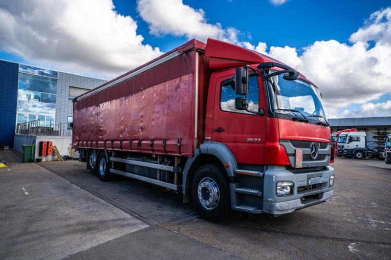 Mercedes AXOR 2533 -MP3+DHOLLANDIA 2.5T - Truk dengan terpal samping: gambar 2 Mercedes AXOR 2533 -MP3+DHOLLANDIA 2.5T - Truk dengan terpal samping: gambar 2