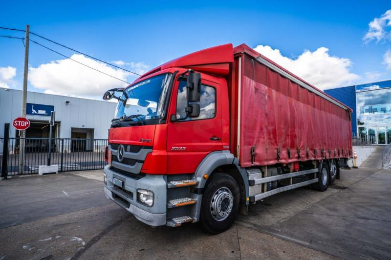 Mercedes AXOR 2533 -MP3+DHOLLANDIA 2.5T - Truk dengan terpal samping: gambar 1 Mercedes AXOR 2533 -MP3+DHOLLANDIA 2.5T - Truk dengan terpal samping: gambar 1