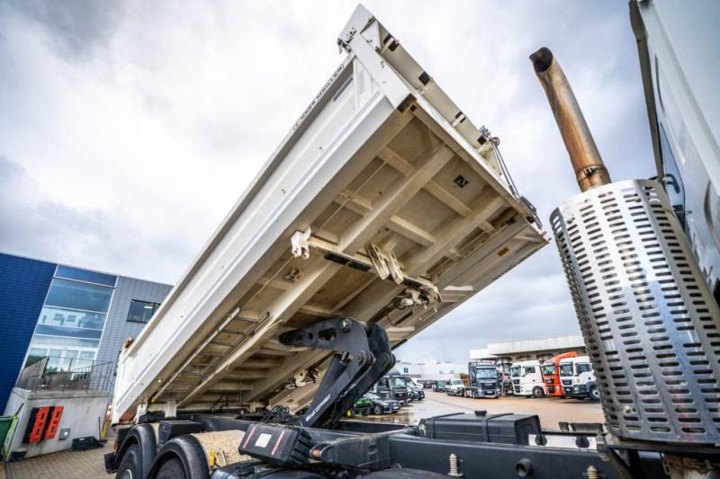 Renault C 480 - Truk jungkit: gambar 4 Renault C 480 - Truk jungkit: gambar 4