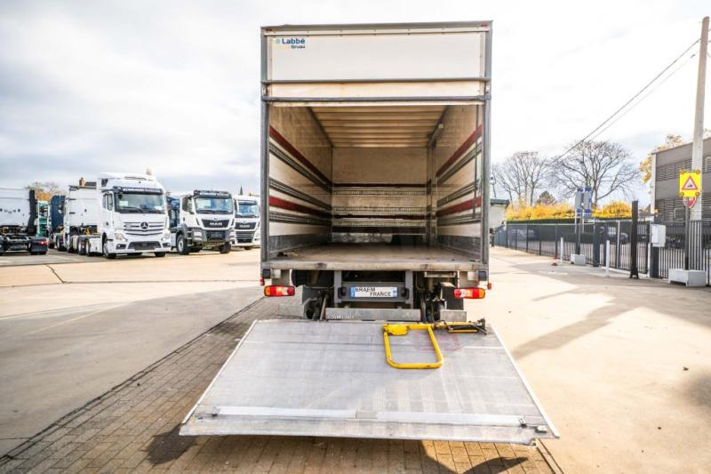 Renault D12 210 DXI // HAYON DHOLLANDIA - Truk box: gambar 5 Renault D12 210 DXI // HAYON DHOLLANDIA - Truk box: gambar 5