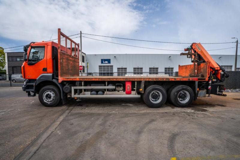 Renault KERAX 380 DXI-6X4+PALFINGER 18 T/m + 4 EXT - Truk flatbed, Truk derek: gambar 3 Renault KERAX 380 DXI-6X4+PALFINGER 18 T/m + 4 EXT - Truk flatbed, Truk derek: gambar 3