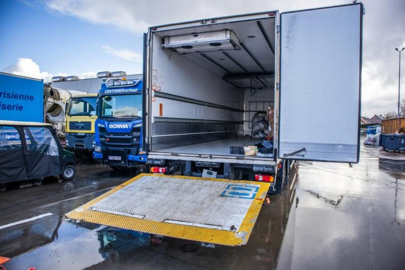 Renault PREMIUM 310DXI+E5+CARRIER+ENGINE PROBLEM - Truk berpendingin: gambar 5 Renault PREMIUM 310DXI+E5+CARRIER+ENGINE PROBLEM - Truk berpendingin: gambar 5