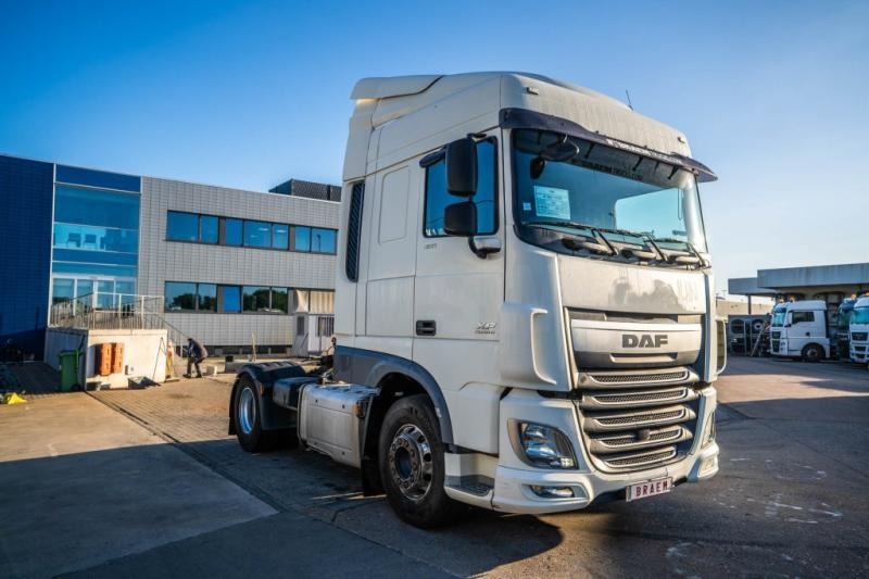 DAF XF 460 + HYDR. (50ton) - Tractor head: gambar 2 DAF XF 460 + HYDR. (50ton) - Tractor head: gambar 2