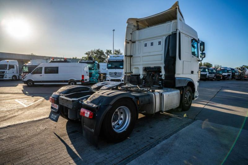 DAF XF 460 + HYDR. (50ton) - Tractor head: gambar 4 DAF XF 460 + HYDR. (50ton) - Tractor head: gambar 4