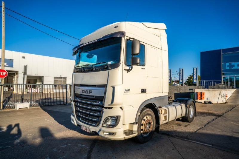 DAF XF 460 + HYDR. (50ton) - Tractor head: gambar 1 DAF XF 460 + HYDR. (50ton) - Tractor head: gambar 1