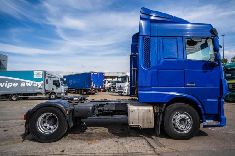 DAF XF 480 ( 50Ton) - Tractor head: gambar 3 DAF XF 480 ( 50Ton) - Tractor head: gambar 3