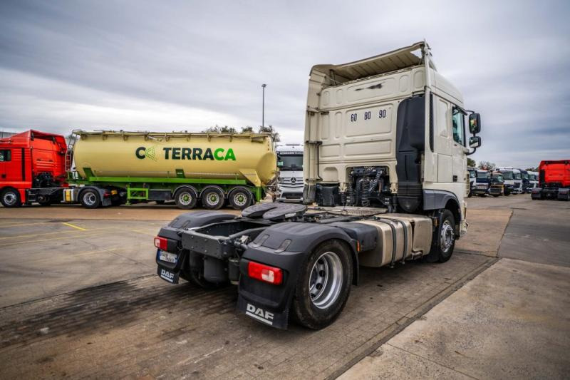 DAF XF 480 FT (50T.) - Tractor head: gambar 4 DAF XF 480 FT (50T.) - Tractor head: gambar 4