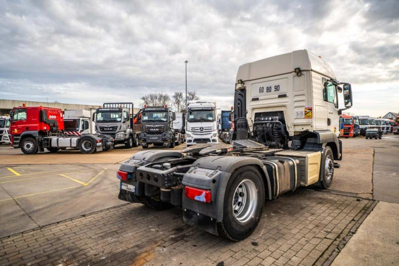 MAN TGS 18.460 BLS LX + INTARDER + HYDR - Tractor head: gambar 4 MAN TGS 18.460 BLS LX + INTARDER + HYDR - Tractor head: gambar 4