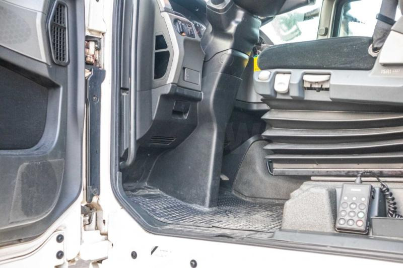 MAN TGX 18.440 XLX BLS+INTARDER - Tractor head: gambar 5 MAN TGX 18.440 XLX BLS+INTARDER - Tractor head: gambar 5