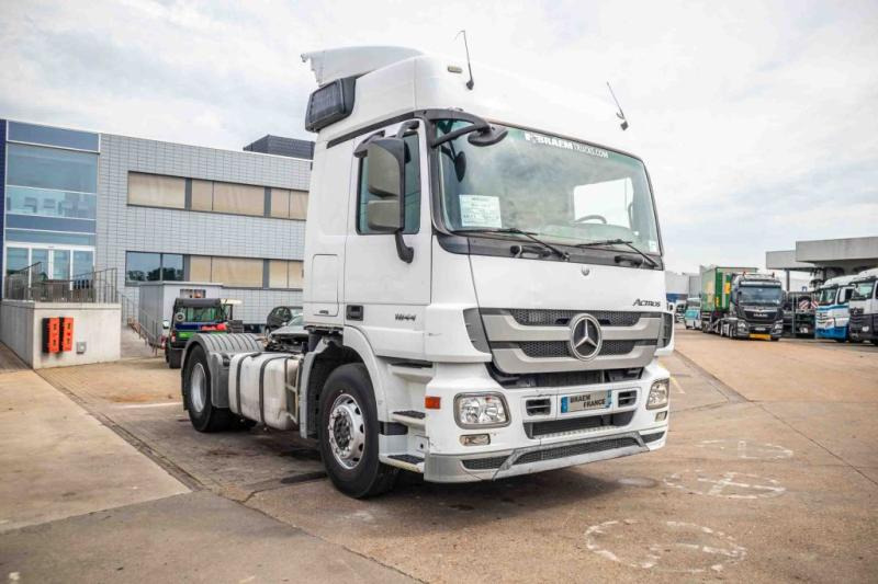 Mercedes ACTROS 1844 LS-MP3+E5+VOITH - Tractor head: gambar 2 Mercedes ACTROS 1844 LS-MP3+E5+VOITH - Tractor head: gambar 2