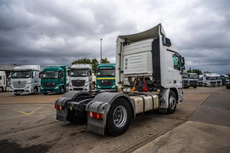 Mercedes ACTROS 1844 LS-MP3+VOITH - Tractor head: gambar 4 Mercedes ACTROS 1844 LS-MP3+VOITH - Tractor head: gambar 4