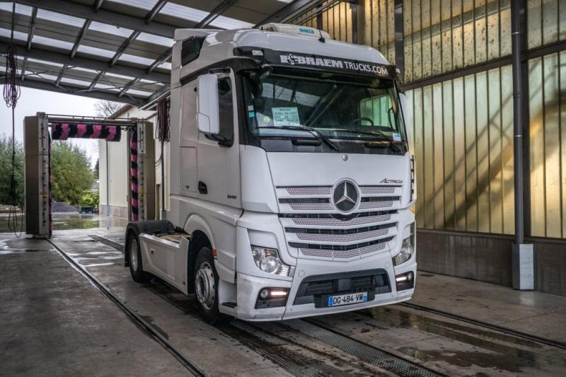 Mercedes ACTROS 1845LS+E6+VOITH - Tractor head: gambar 2 Mercedes ACTROS 1845LS+E6+VOITH - Tractor head: gambar 2
