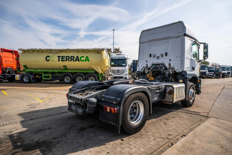 Mercedes AROCS 1843 LS ( NO ACTROS) - Tractor head: gambar 4 Mercedes AROCS 1843 LS ( NO ACTROS) - Tractor head: gambar 4