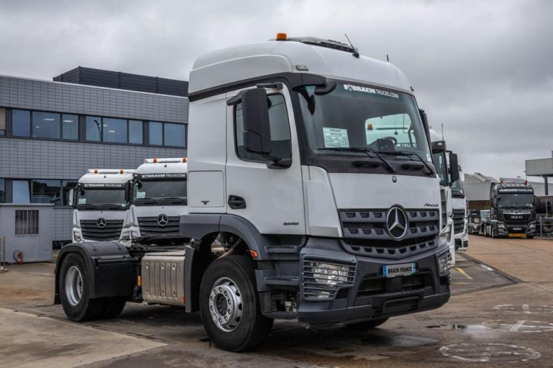 Mercedes AROCS 1846 LS (No Actros) - Tractor head: gambar 2 Mercedes AROCS 1846 LS (No Actros) - Tractor head: gambar 2