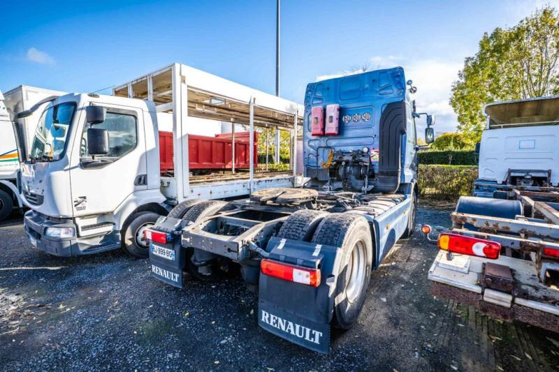 Renault PREMIUM 450 DXI+VOITH+ problème moteur - Tractor head: gambar 4 Renault PREMIUM 450 DXI+VOITH+ problème moteur - Tractor head: gambar 4